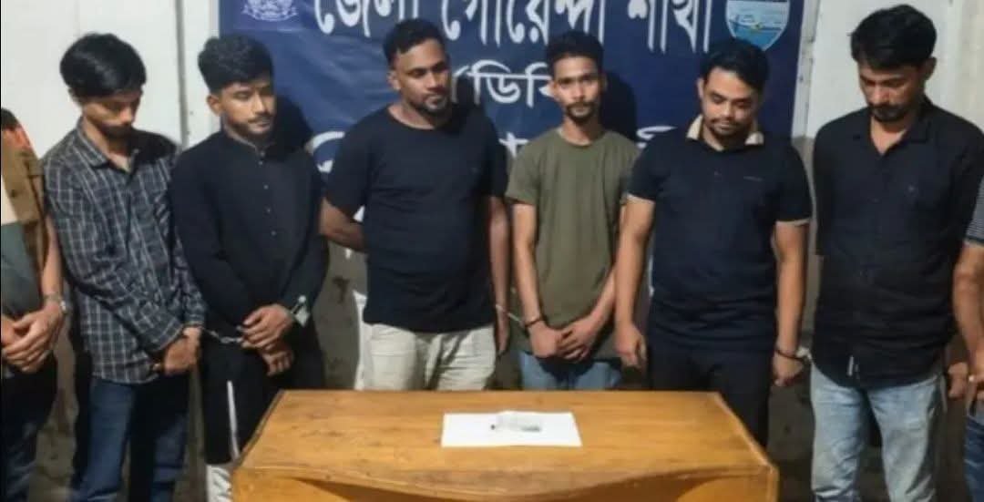 বেগমগঞ্জে আবাসিক হোটেলে ডিবির অভিযান, ইয়াবাসহ আটক ৬